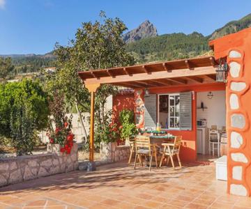 Mountain Getaway For Hikers 2