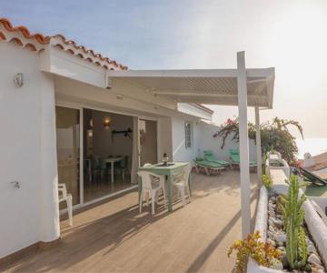 Calala House With Huge Terrace