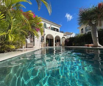 Villa Ibiza - Beautiful House With Private Pool