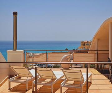 villa Flora Mit Beheiztem Pool Und Meerblick