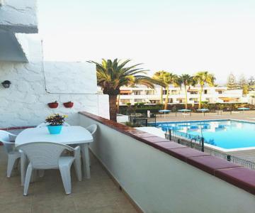Blu Apartment, Wifi Free Pool View