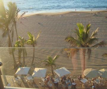 Las Canteras Premium