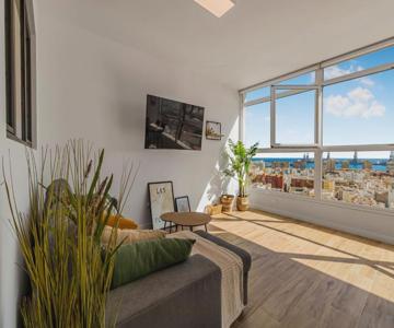 Urban Elegance View Suite Pool