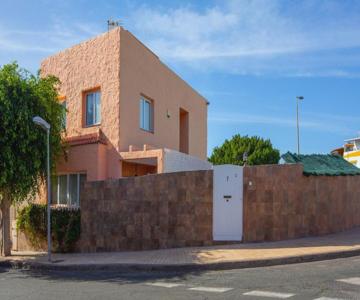 Villa In Maspalomas With Private Pool