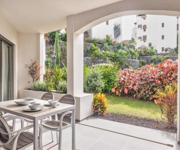 Jardines - Tabor 0-2 Pool View & Garden 1b