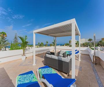 Endless Summer Beach Apartment - Casa Regnilla