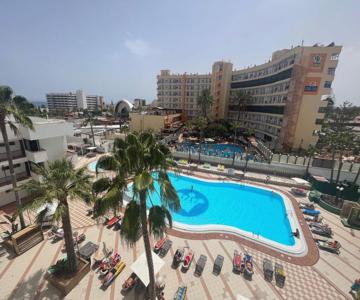 Vanilla Milkshake Apartment