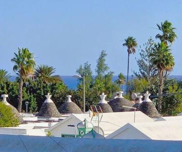Your Luxurious Home Near The Dunes!