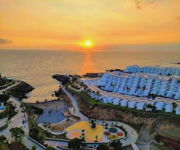 Ocean View Deluxe Studio