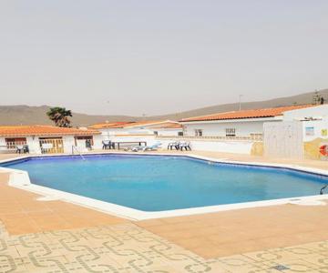 Apartamento Con Piscina En Aldea Blanca