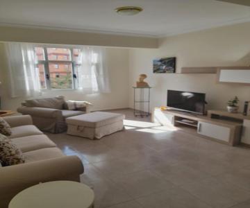 El Electron Parking Gratuito