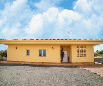 Belvilla By Oyo Chalet En Tuineje Para 6 Personas