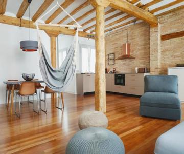 Lux Wood Loft With Air Con & Lift