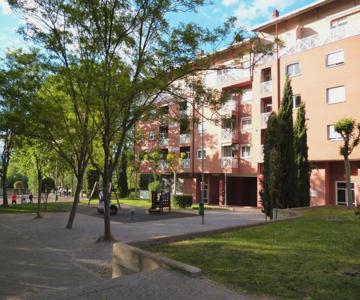 Logrocity Puerta Del Ebro Parking Privado Gratis