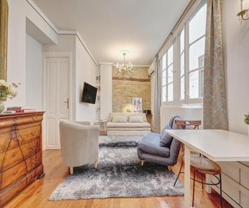 Heart Of Pamplona Apartments II By Clabao