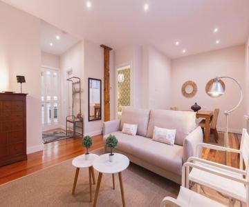 Apartamento En Casa Centenaria, Parque M.ªcristina