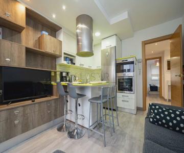 Apartamento Con Terraza Y Parking