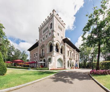 Domus Selecta Castillo del Bosque la Zoreda
