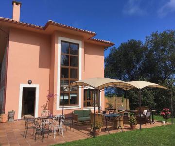 La Casa En El Camino