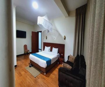 Yiganda Hotel