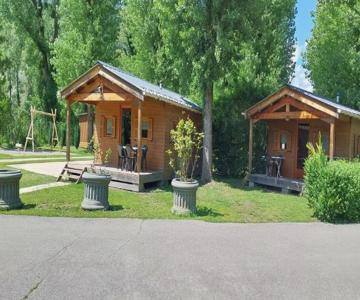 Camping Les Adoubes