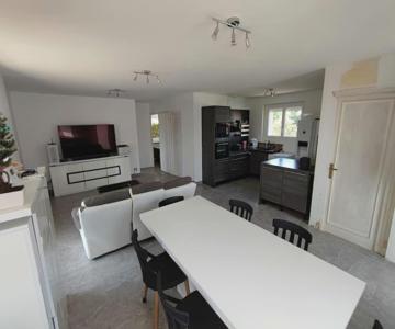 Petite Maison De 70m2 Très Calme
