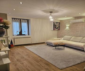 Spacious & Cozy - 3 Bedrooms