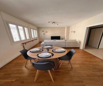 Le Pasteur - Cosy And Central