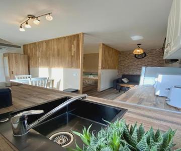 Studio 263