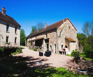 Hotel Camping Sur Yonne