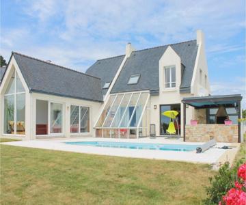 Beach Front Home In Plougonvelin