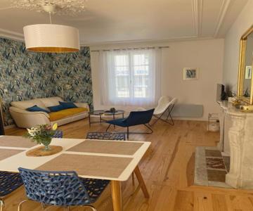 La Léonardine à Deux Pas Du Château Royal