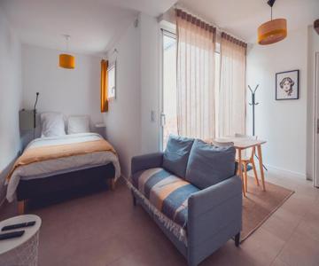 Grand Studio Avec Jardin, Parking Gratuit