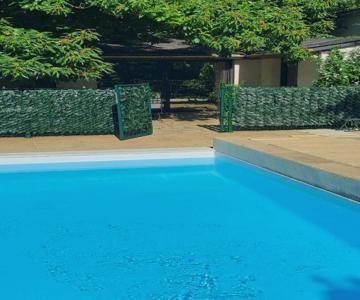 Tourtour In The Loire Valley Poolside Chalet