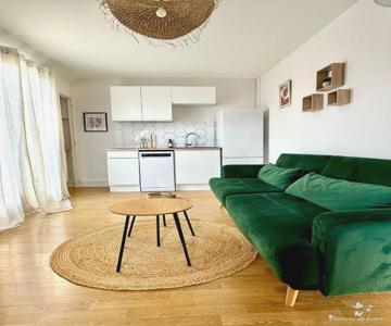 Studios Balcony De Loire