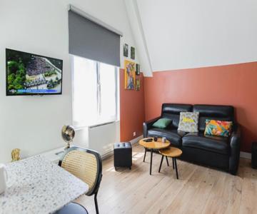 Mirabeau Sous Les Toits - Tours