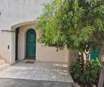 Joli Appartement Avec Terrasse à Moin 10 Minutes à Pieds De La Plage