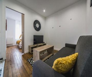 Budget Apart Downtown With Parking