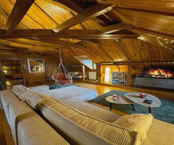 Un Chalet Dans La Ville