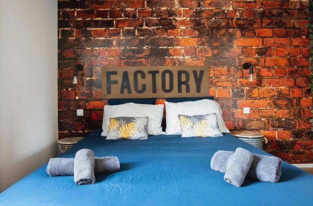 Hyper Centre Colmar The Factory Room