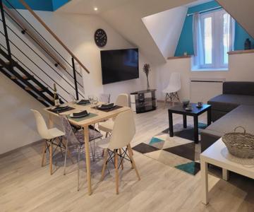 Cosis Colmar - 2 Chambres - 4 Pers - Duplex - Parking - Wifi