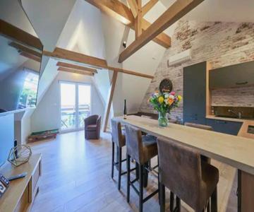 Loft Neuf Avec Bain Jacuzzi Et Terrasse
