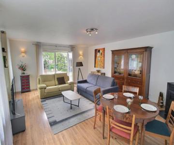 Appartement Spacieux à Colmar Avec Terrasse, Garage Privatif, Proche Centre Et Gare - Fr-1-722-2