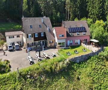 Auberge De L'étang Du Devin