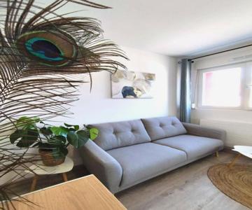 Home Suite Metz & Place De Parking Privée