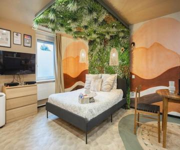 Deluxe Studio, Désert Rose, Jacuzzi, Mulhouse Centre
