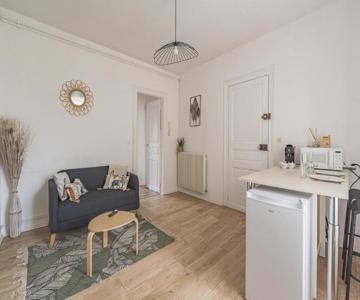 Pentagone 23 Stade De Reims