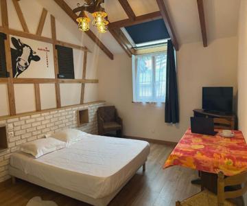 Hotel Porte de France - Self Check In by Homenhancement