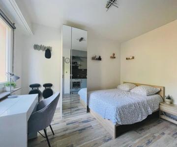 Dnn - Stylish Studio - Free Wifi, Netflix And Parking - Min Away To Basel And Airport - Dishwasher, 