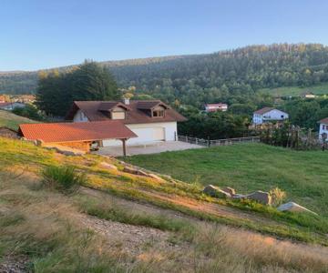 Charmante Maison Blanche